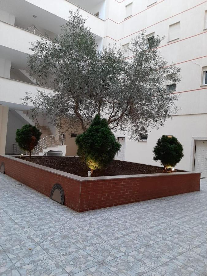 Milka Apartment Golem  Exterior photo
